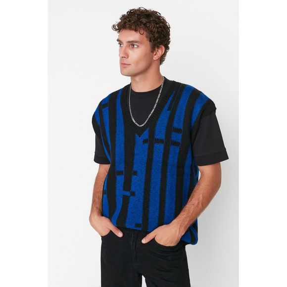 NWT Trendyol Men Oversize V Neck Knitwear Sweater - Picture 1 of 8